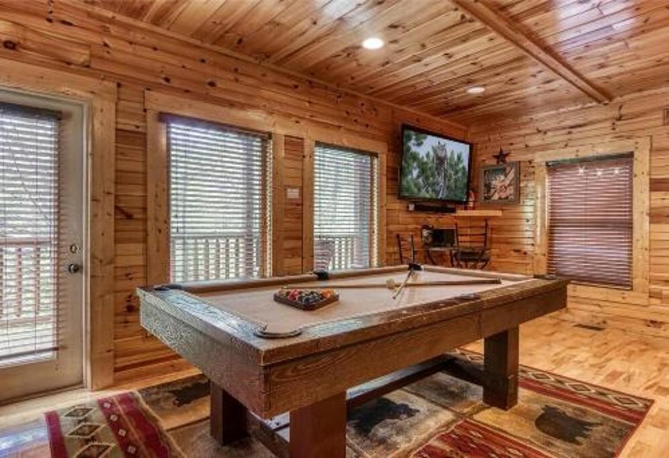 Dreams True With Luxury Cabin!