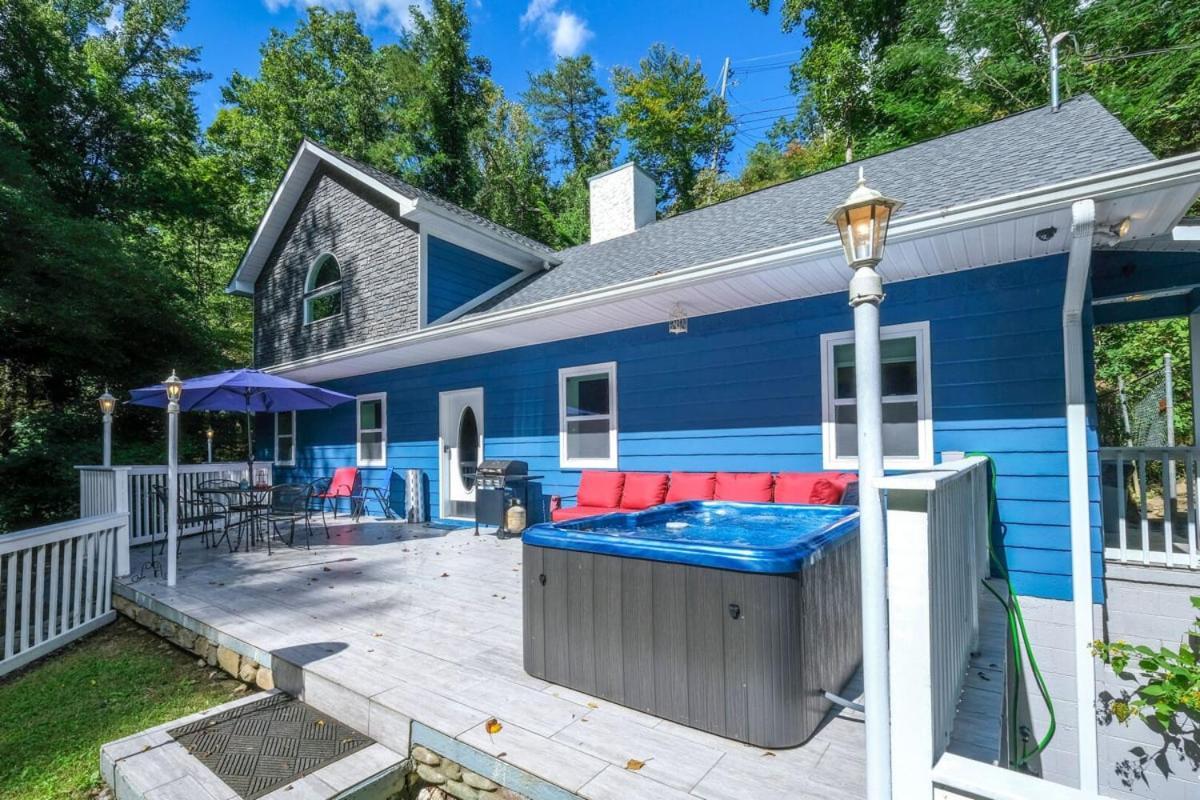 Modern And Romantic Creekside 1br Hot Tub! Free Attraction Tickets
