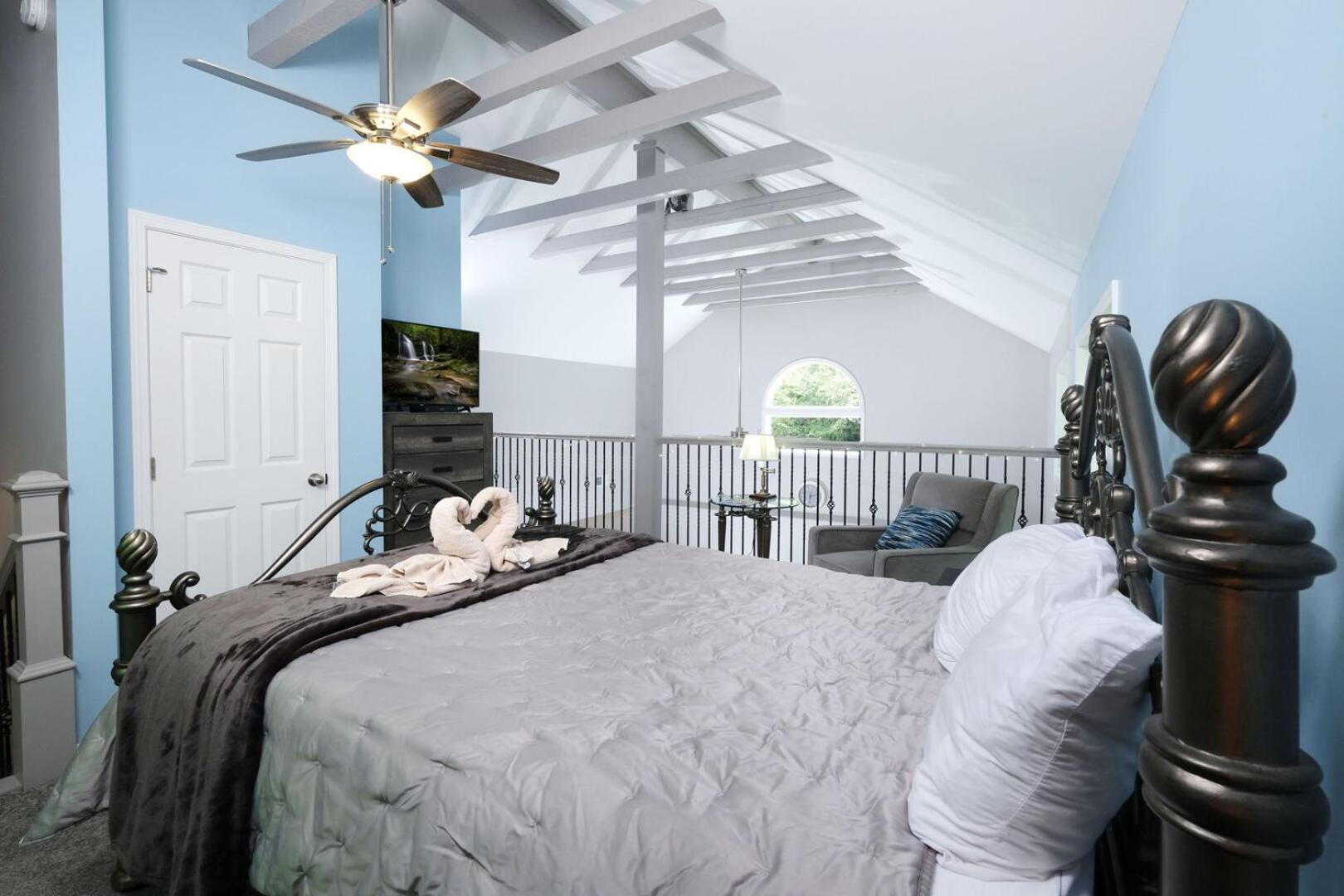 Modern And Romantic Creekside 1br Hot Tub! Free Attraction Tickets