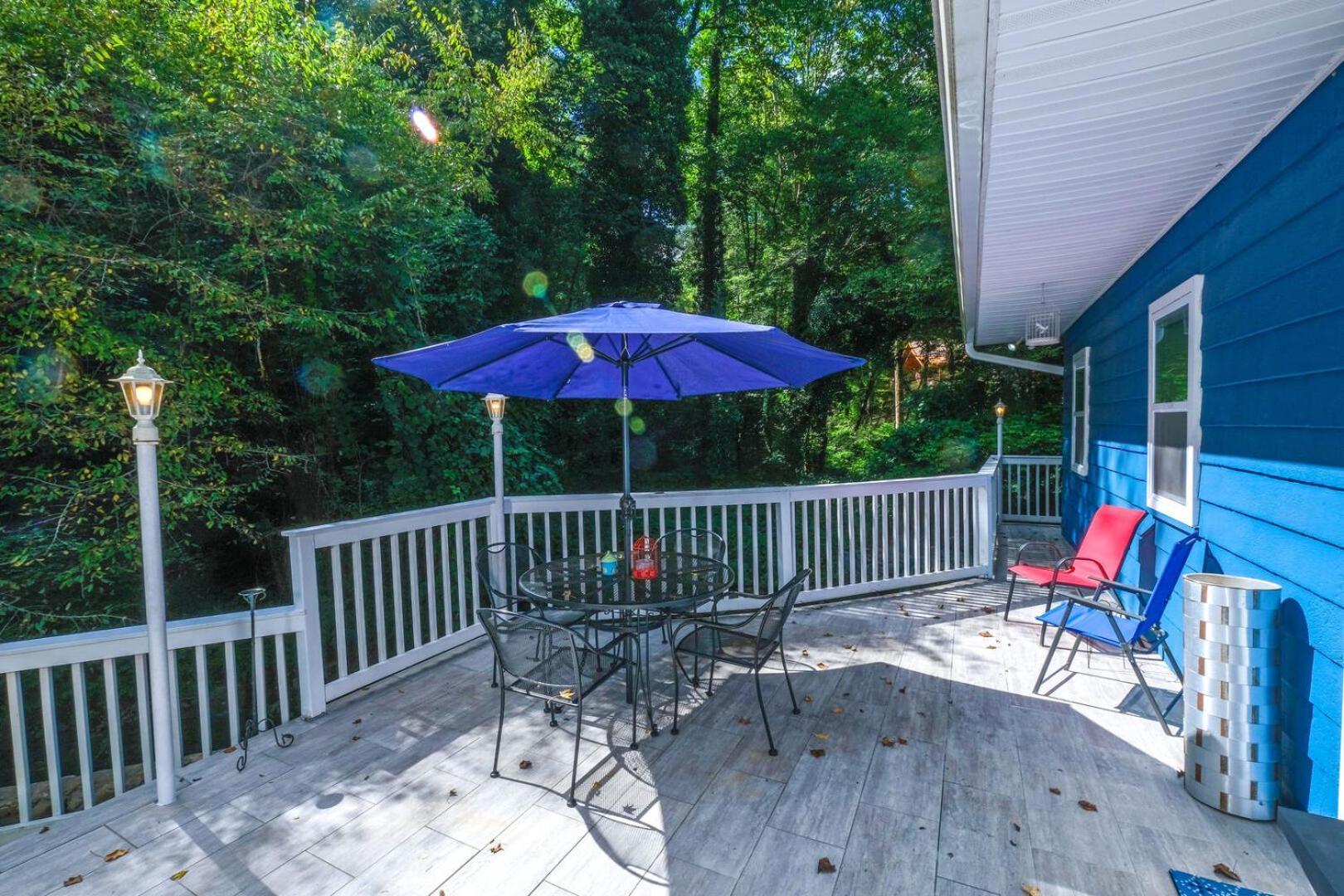 Modern And Romantic Creekside 1br Hot Tub! Free Attraction Tickets Gatlinburg