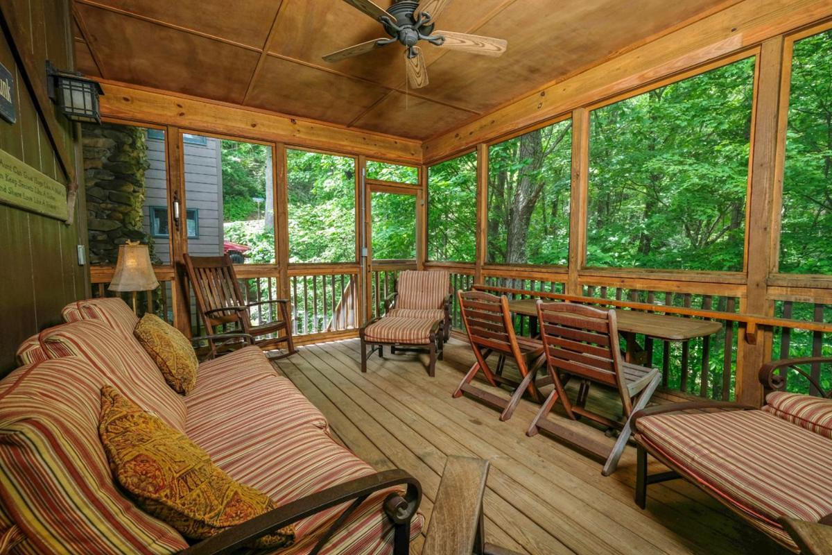 Spacious 4br Just 7 Min To Downtown Gatlinburg