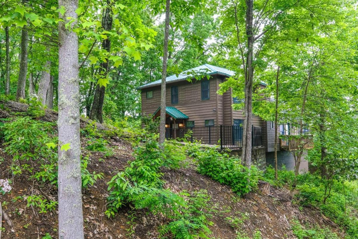 Holiday home Spacious 4br Just 7 Min To Downtown Gatlinburg