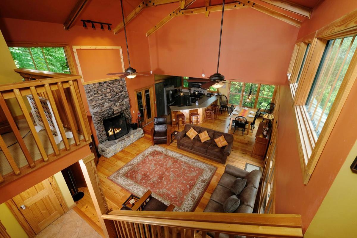 Spacious 4br Just 7 Min To Downtown Gatlinburg