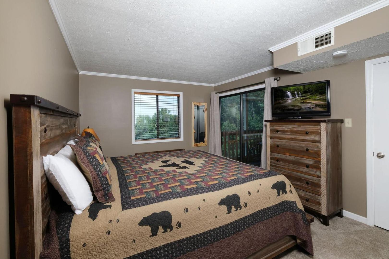 Holiday home 2br W Views! 7 Min To Downtown