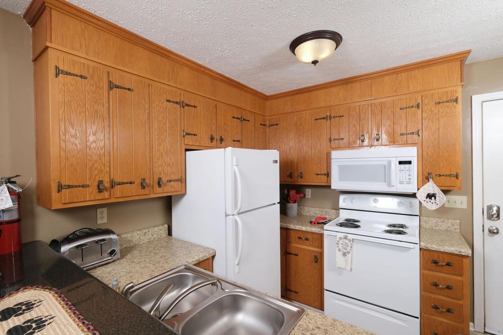 Holiday home 2br W Views! 7 Min To Downtown *