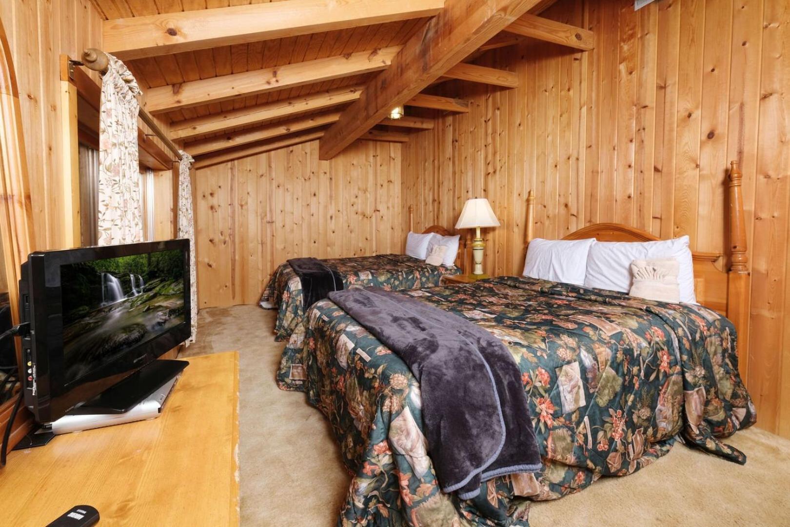 Holiday home Creekside Spacious 4br Sleeps 12 Hot Tub Free Attraction Tickets