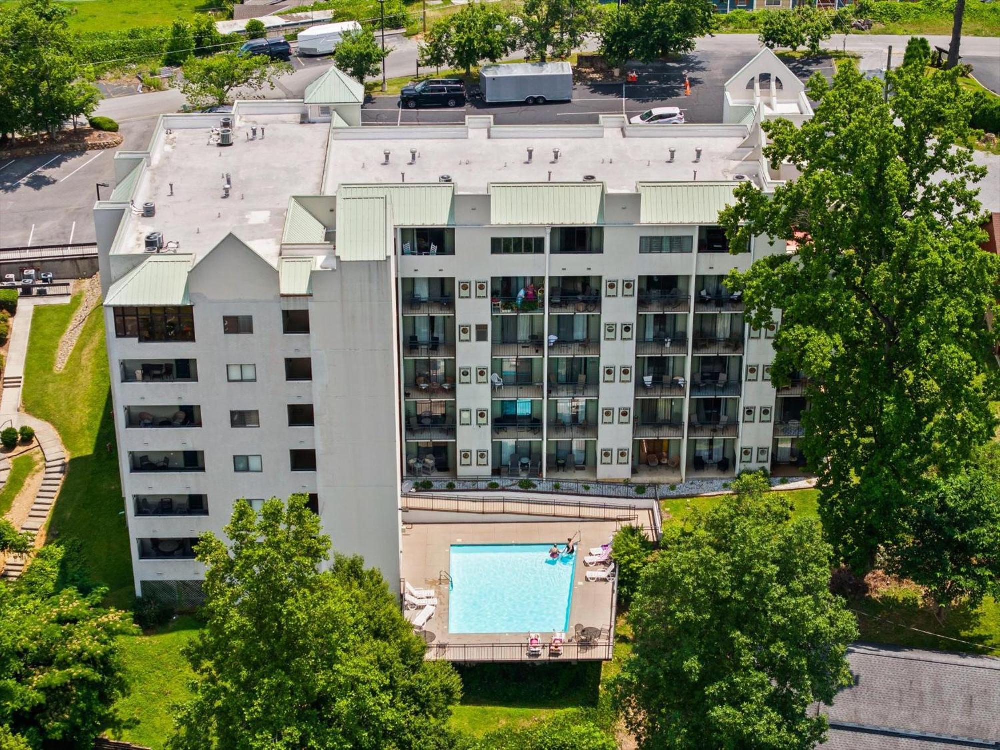 Holiday home Luxurious 2br Views! Walking Distance To Dwtn Gatlinburg! *