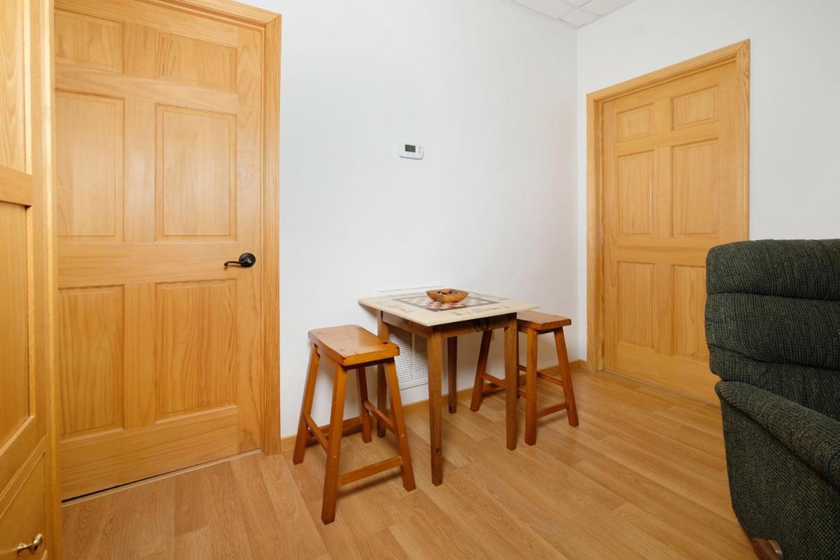 Cozy 3br Just 7 Min To Dwtn Hot Tub Free Attraction Tickets *