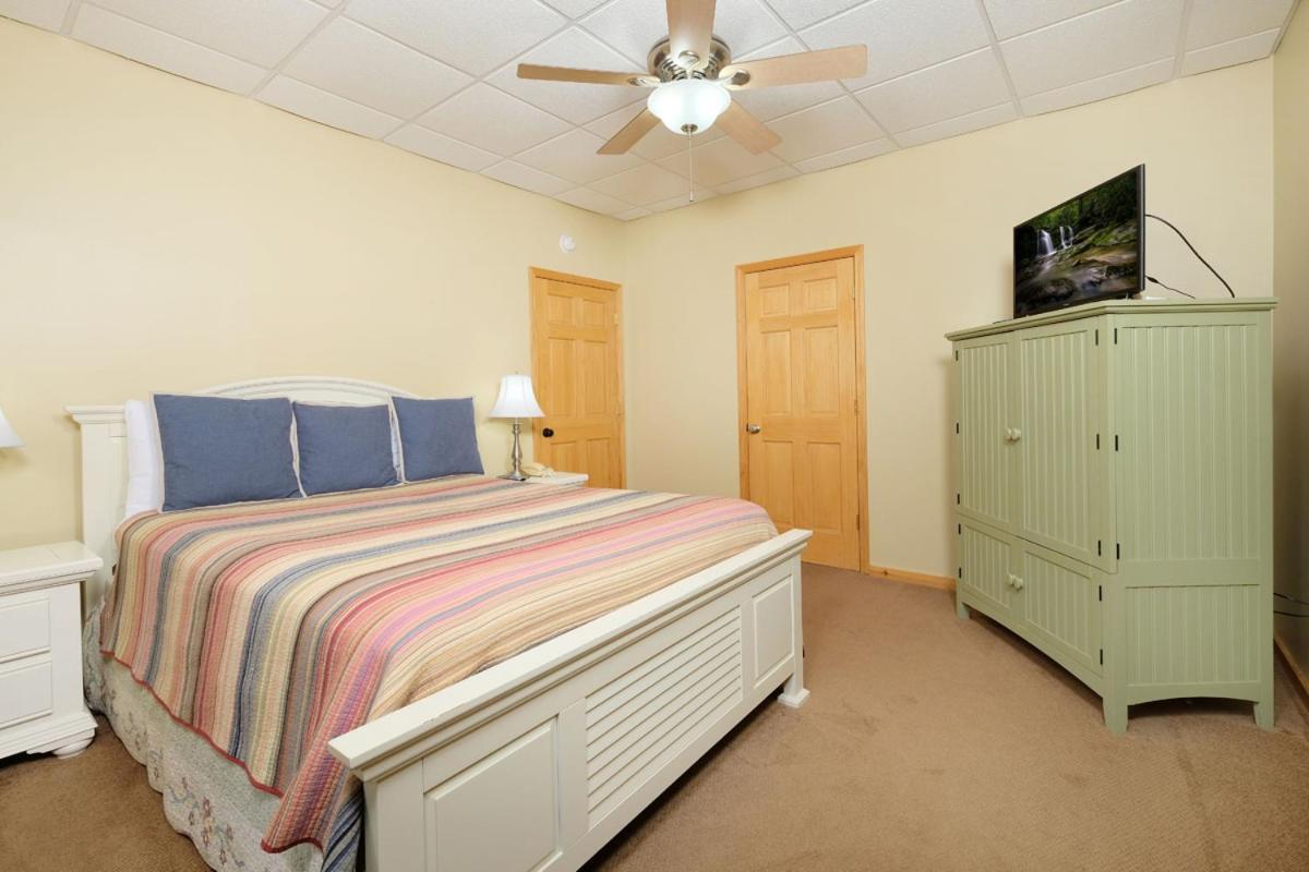 Cozy 3br Just 7 Min To Dwtn Hot Tub Free Attraction Tickets *