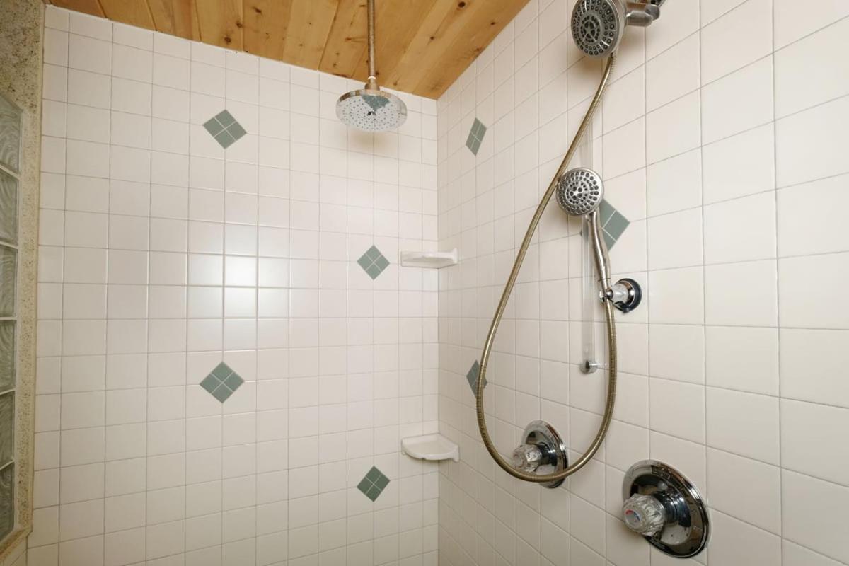 Cozy 3br Just 7 Min To Dwtn Hot Tub Free Attraction Tickets *