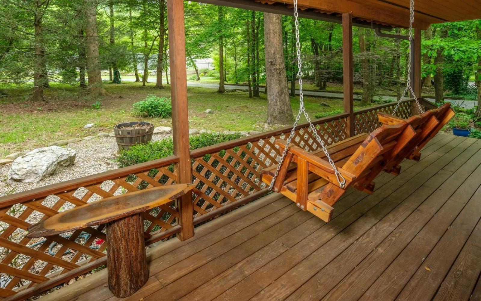 Scenic Creek Gatlinburg