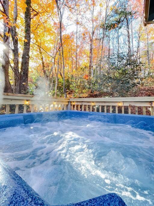 Aframe Dreams! Magazine-featured Cozy Cabin, Stunning Interiors * Gatlinburg