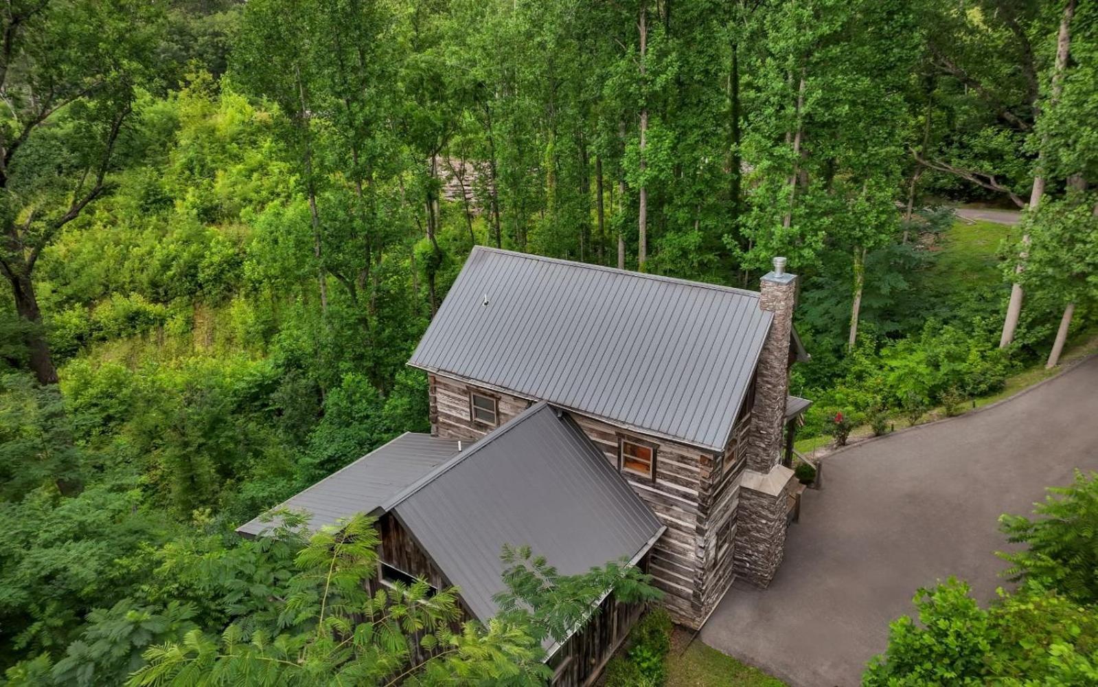 Barnwood Ridge * Gatlinburg