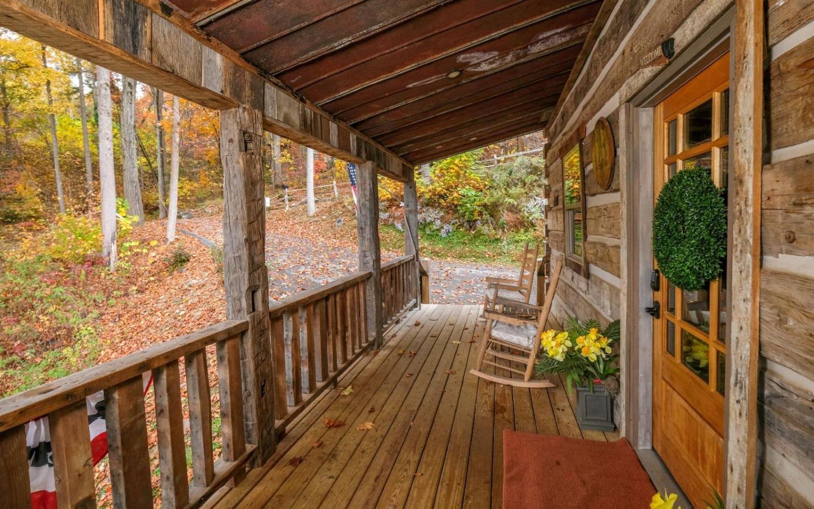 Barnwood Ridge Gatlinburg
