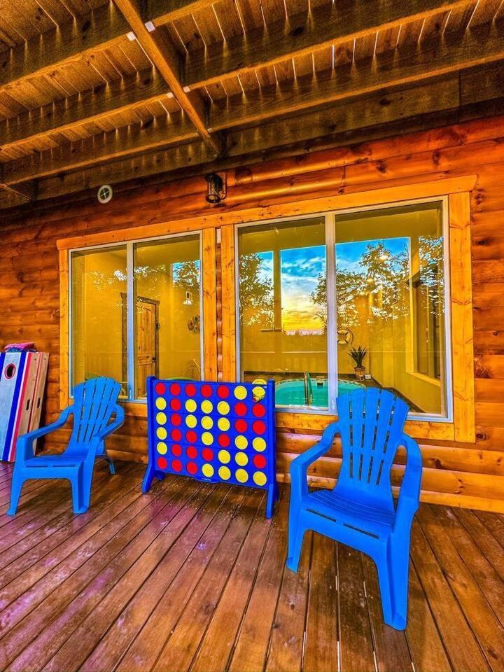 Mountain View, Indoor Pool, Luxury Cabin, Bears Holiday home *