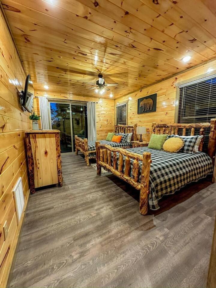 Mountain View, Indoor Pool, Luxury Cabin, Bears Gatlinburg