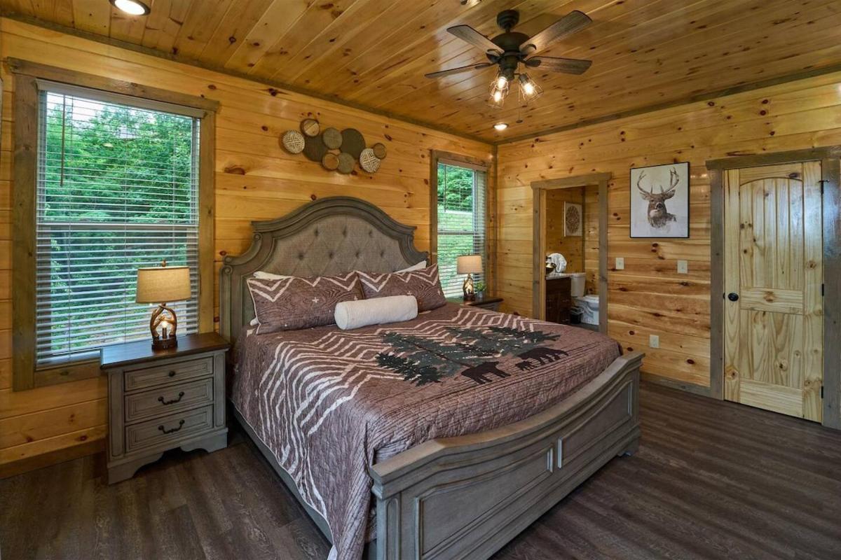 Holiday home Mountain View, Indoor Pool, Luxury Cabin, Bears
