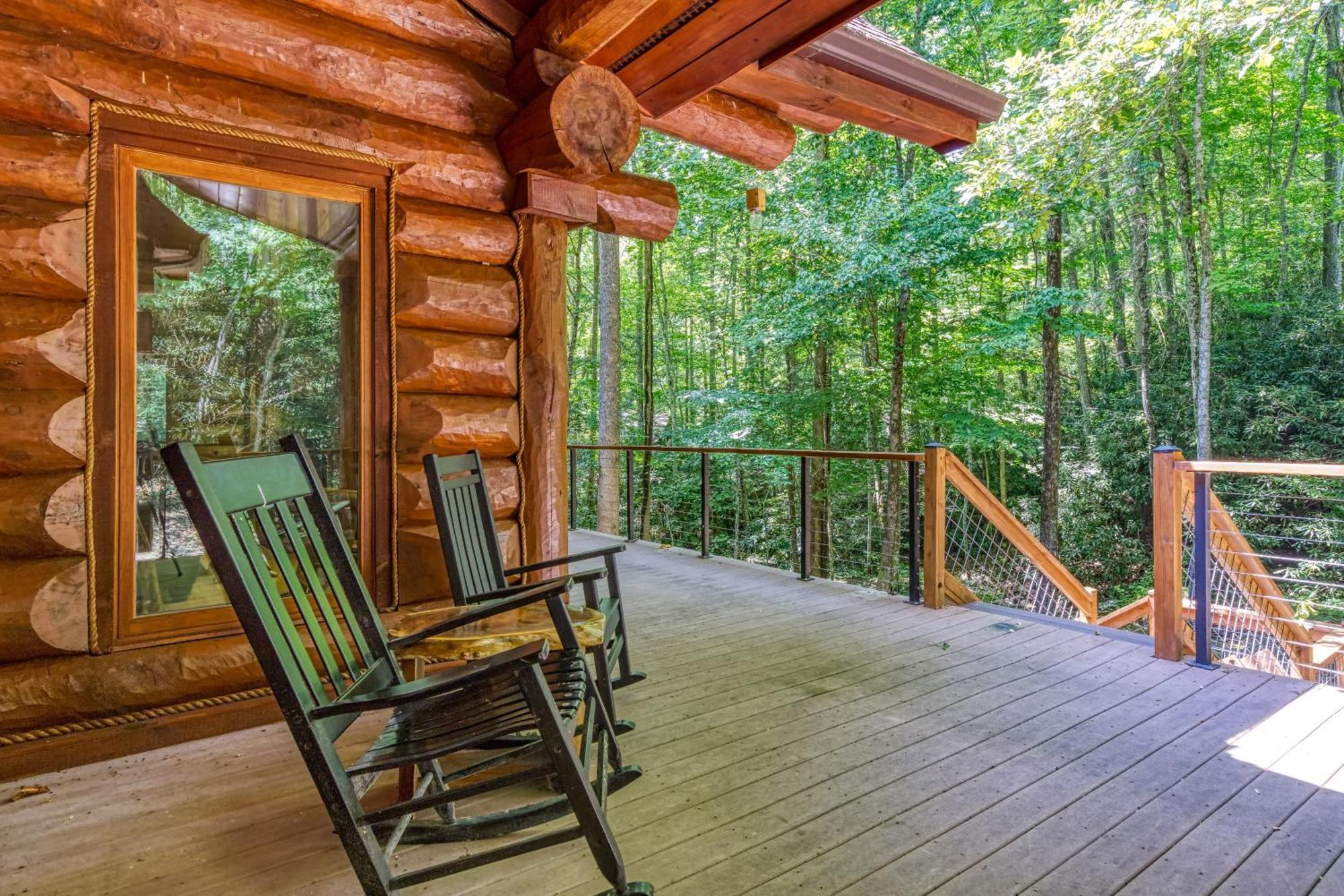 Rippling Stream, Hot Tub, Pool Table, Wifi, 1089 Free Tickets Each Paid Day, Dollywood And Holiday home
