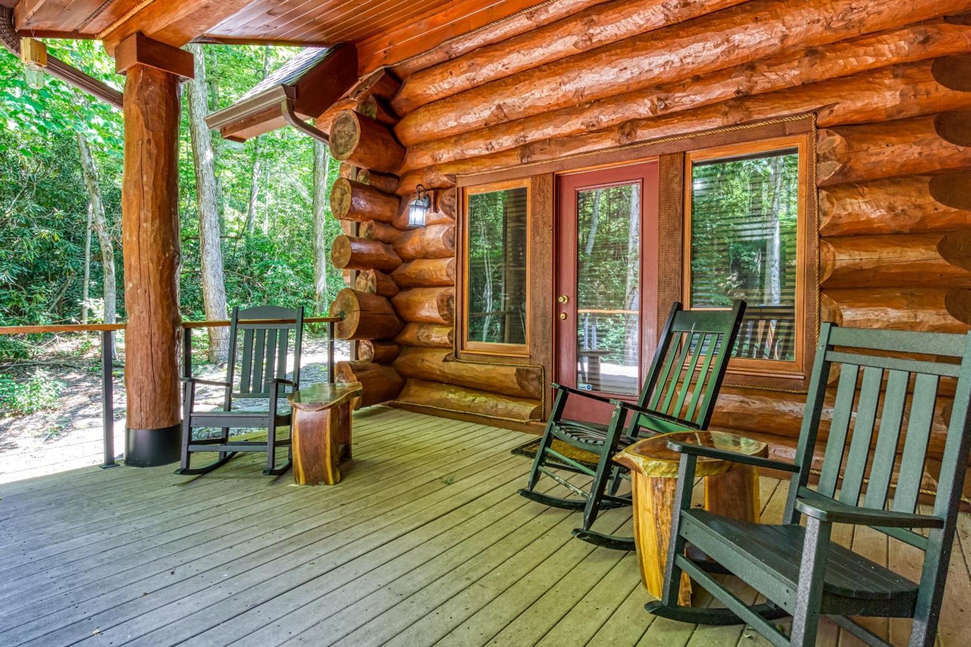 Rippling Stream, Hot Tub, Pool Table, Wifi, 1089 Free Tickets Each Paid Day, Dollywood And Gatlinburg