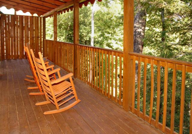Honey Bear Hideaway Gatlinburg
