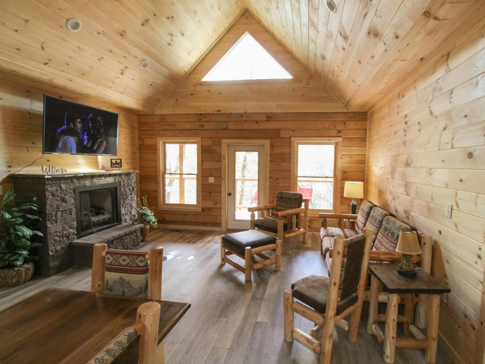212 Misty Mountain View * Gatlinburg