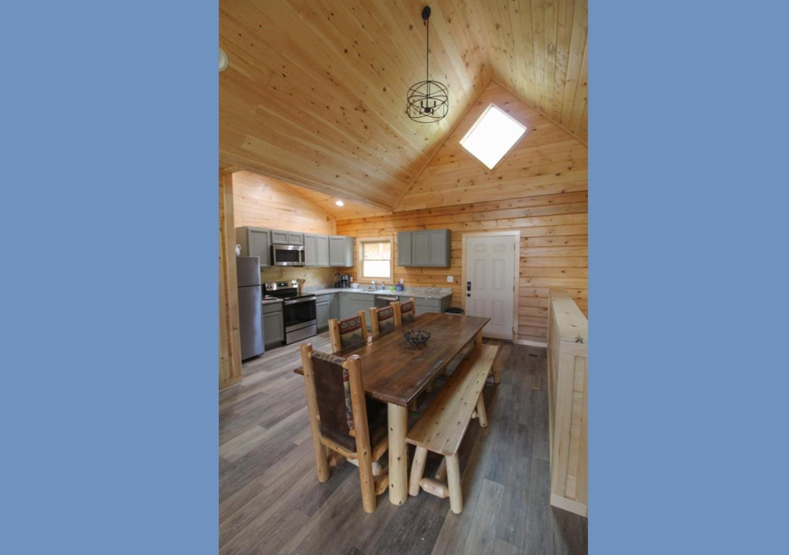 212 Misty Mountain View * Gatlinburg
