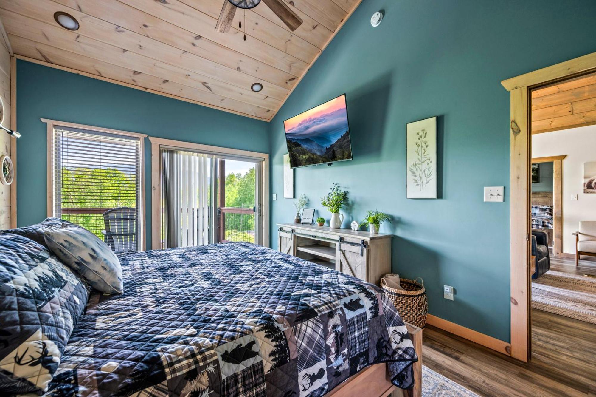 4bdr, Views, Pool, Hot Tub, Location And Fun Holiday home *