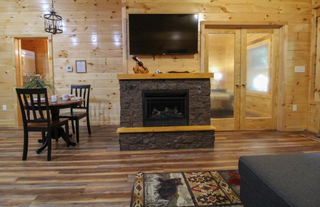 282 Cozy Cub * Gatlinburg