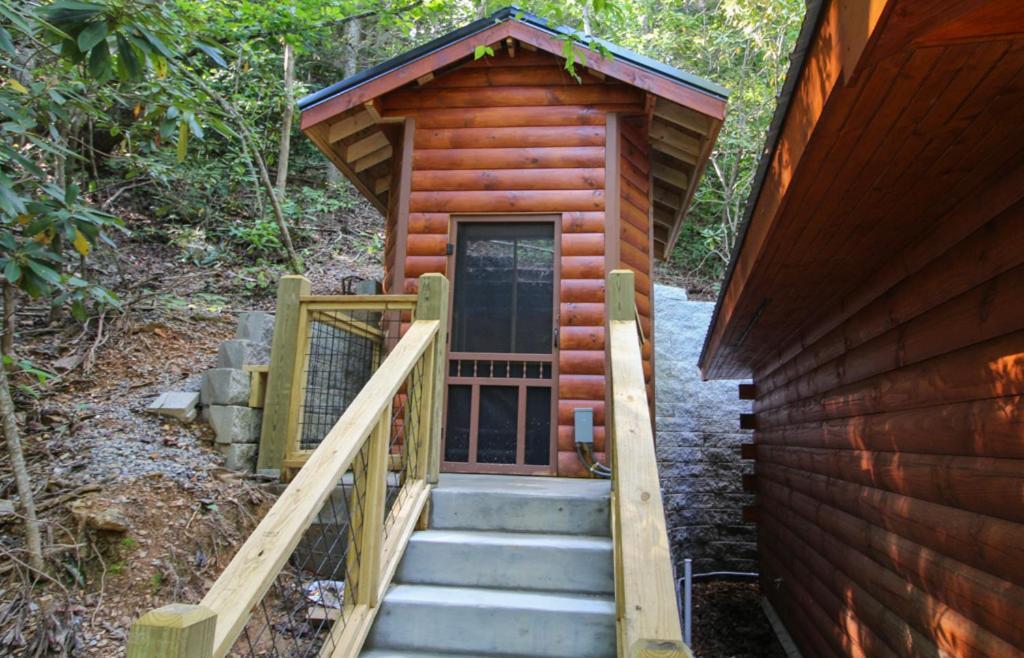 282 Cozy Cub Gatlinburg