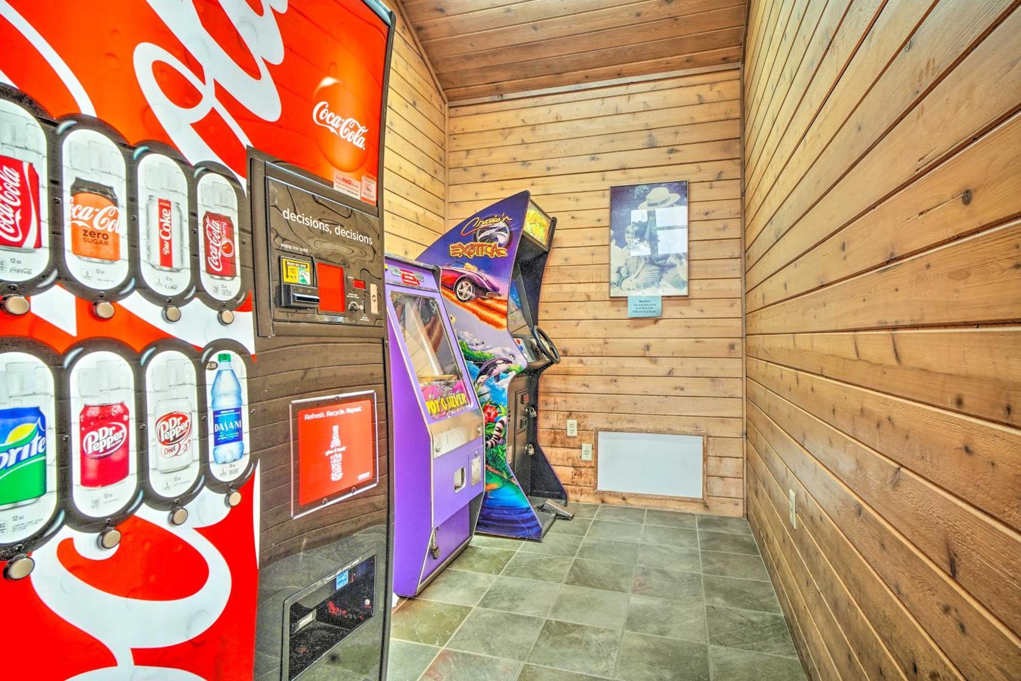 2 Mi To Ober Mountain With Balcony Apartment *