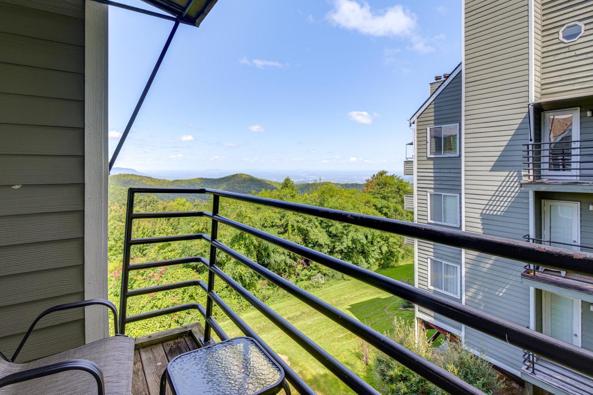 2 Mi To Ober Mountain With Balcony Apartment Gatlinburg