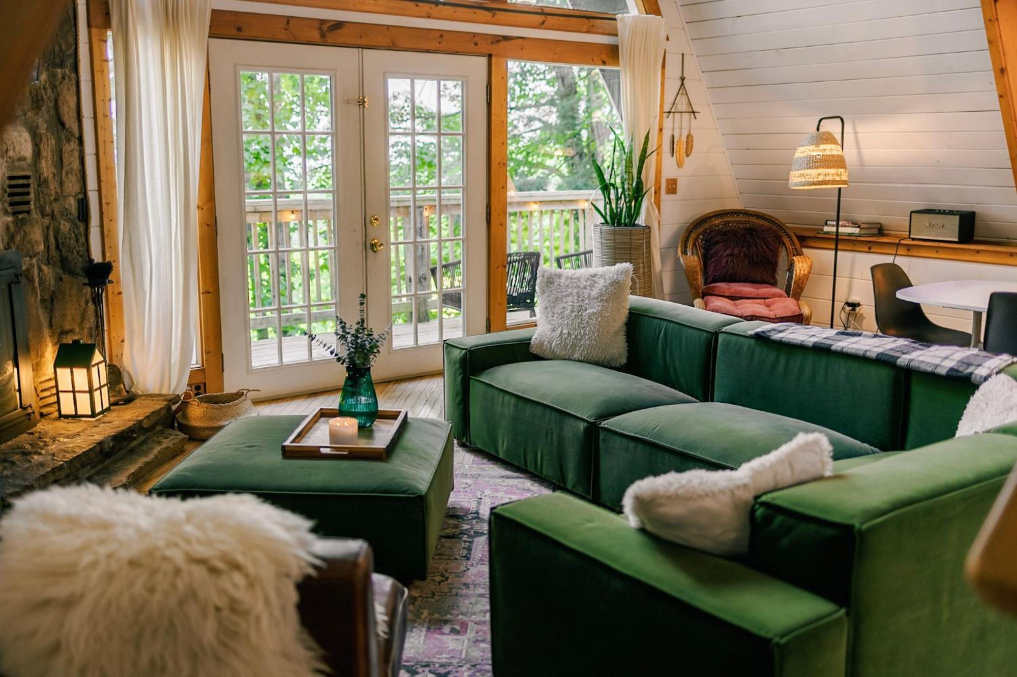 Aframe Dreams! Magazine-featured Cozy Cabin, Stunning Interiors Gatlinburg