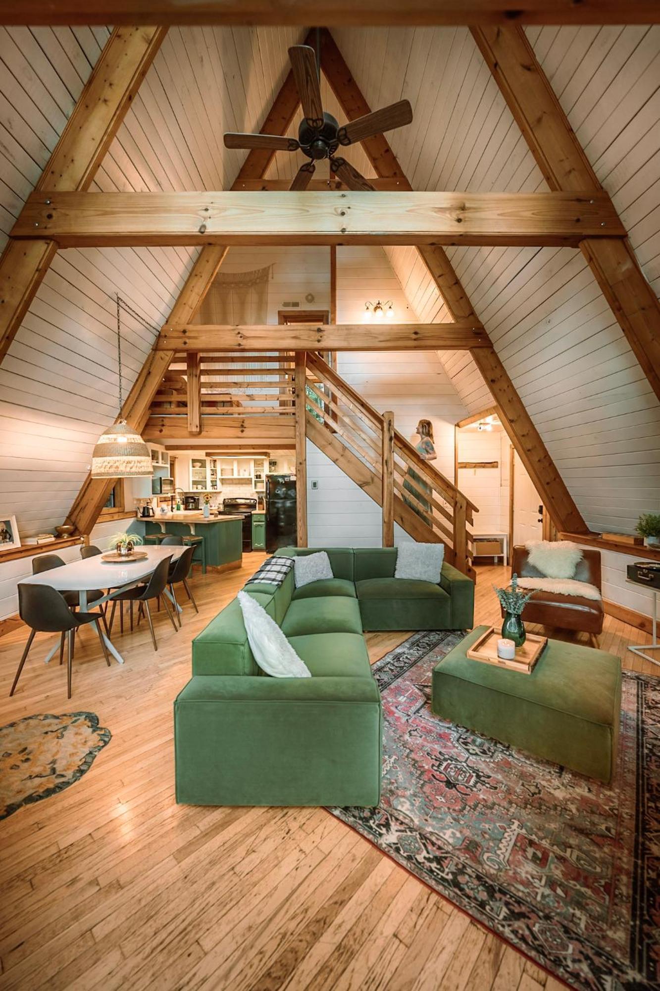 Aframe Dreams! Magazine-featured Cozy Cabin, Stunning Interiors Holiday home Gatlinburg