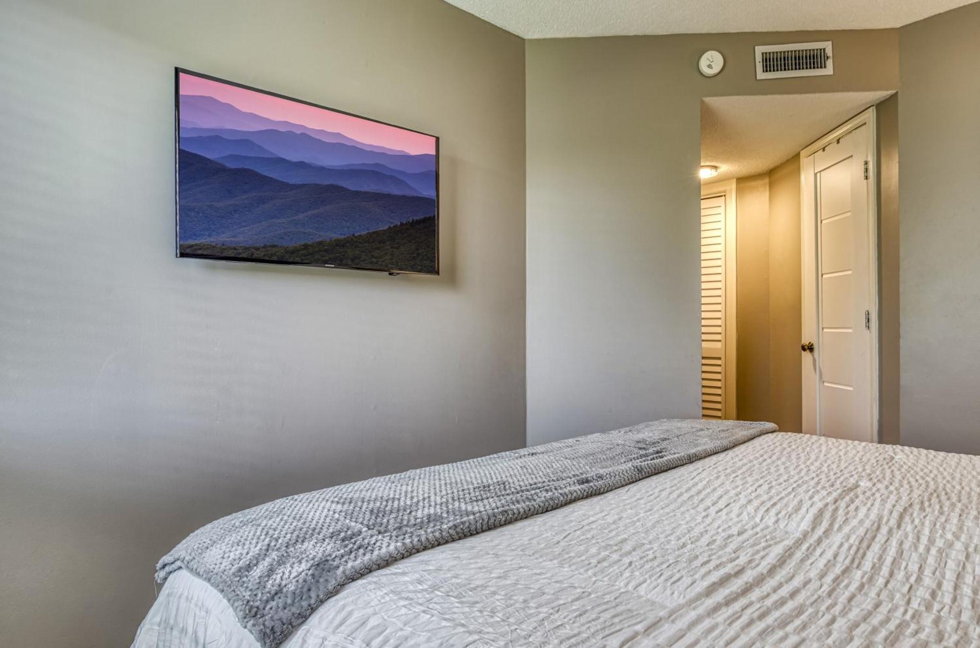 5 Star Summit View, Adjacent To The National Park