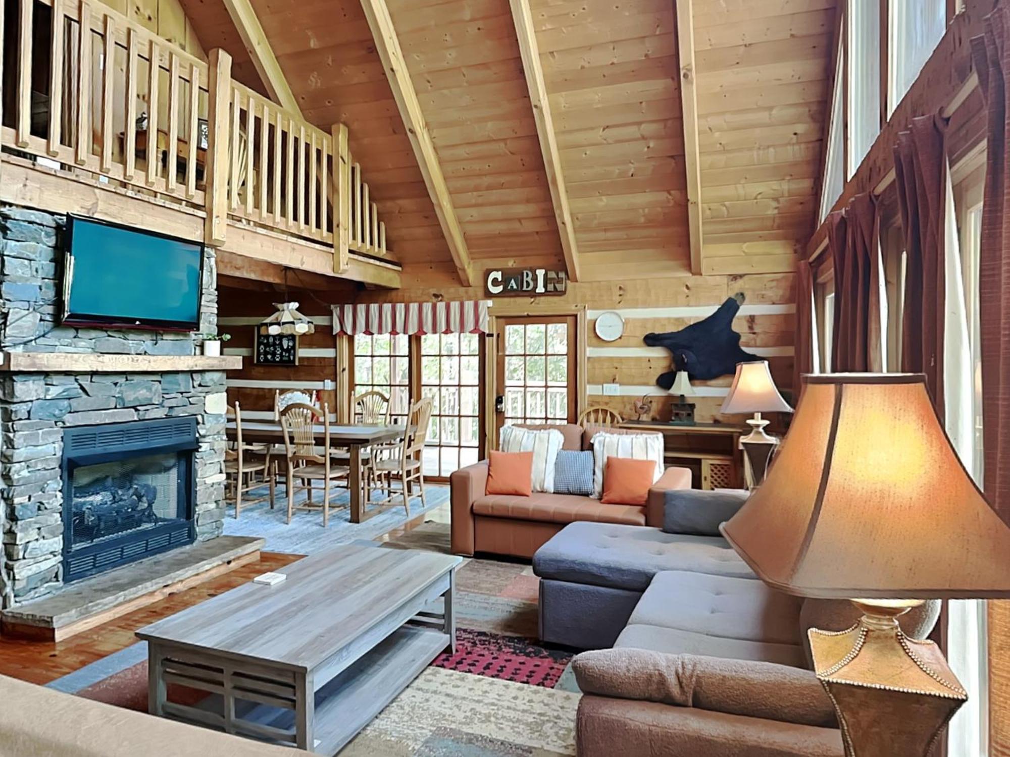 Bear Cave Haus Holiday home