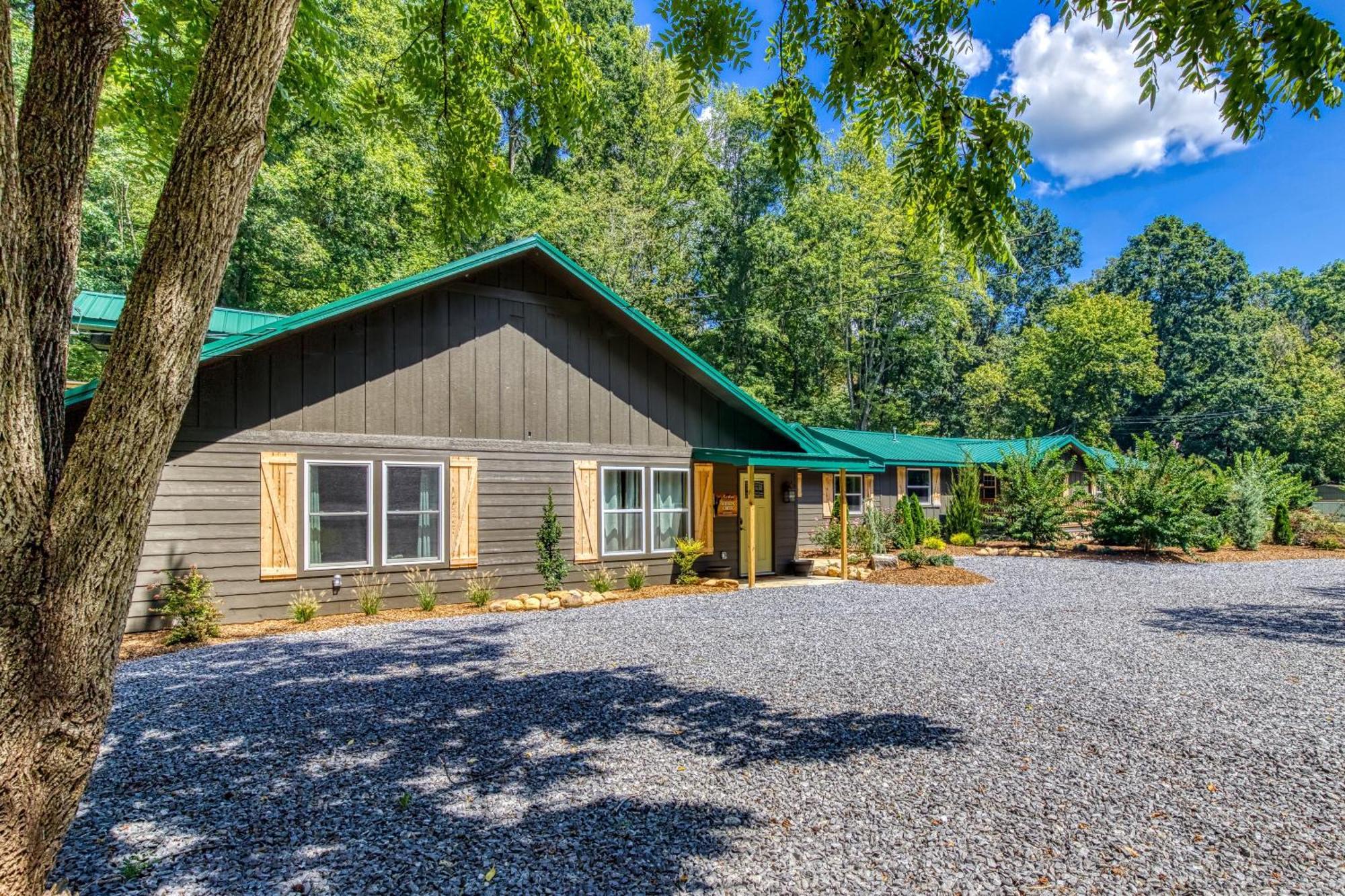 Hidden Creek Cottage! New In Holiday home *