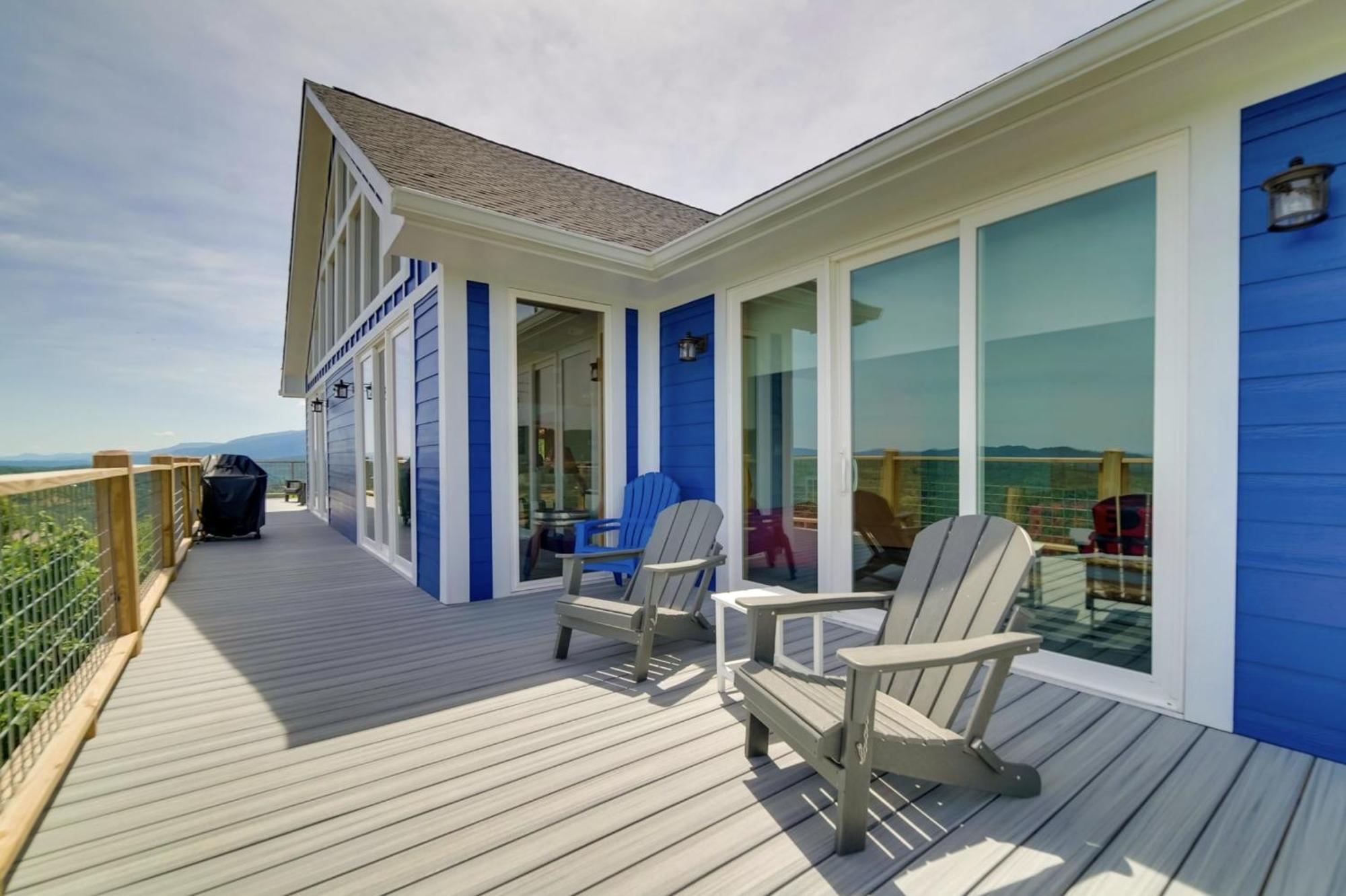 Holiday home Close Enough To Perfect Luxurious 4 Bedroom With Game & Stunning Views