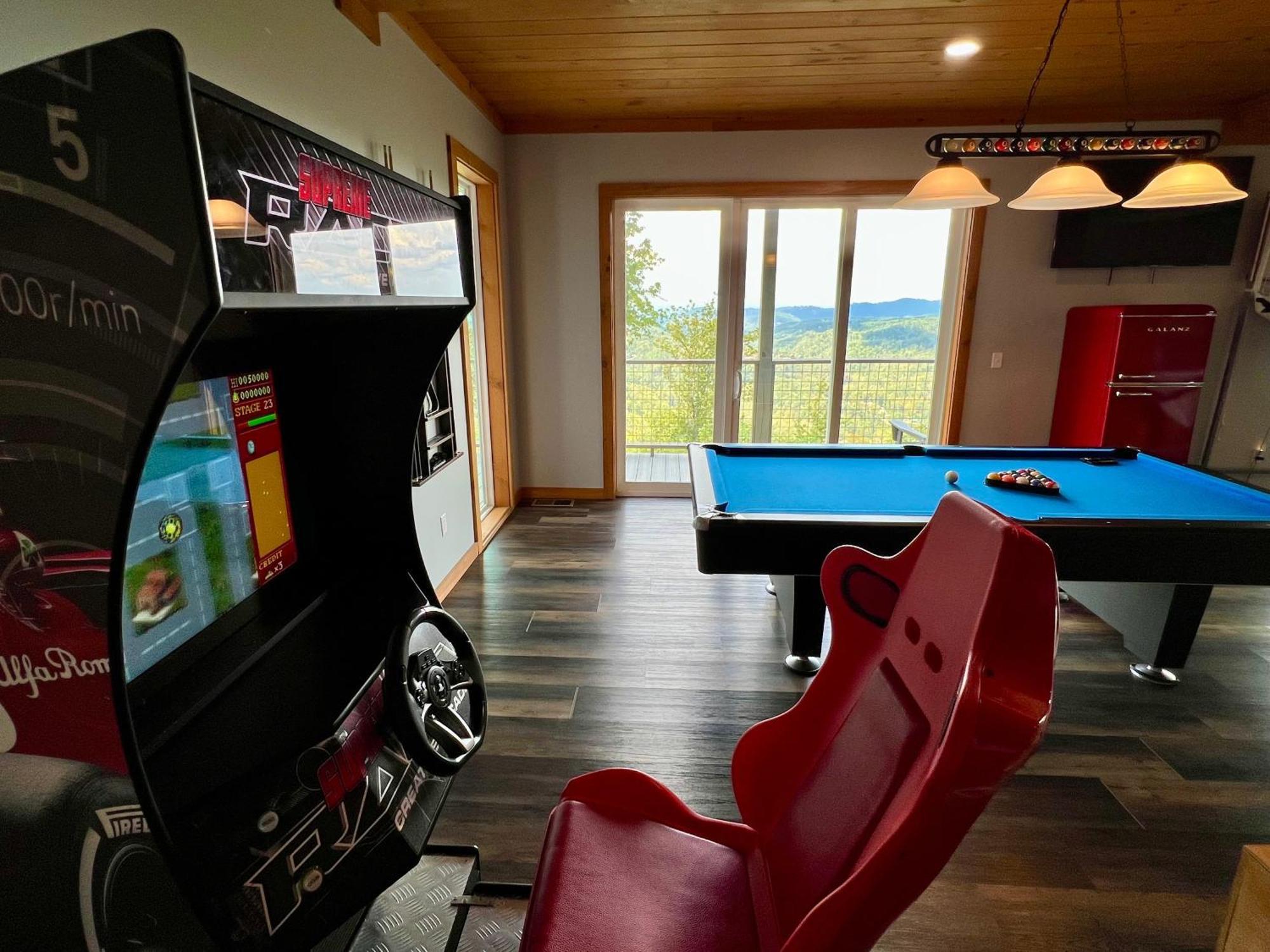 Close Enough To Perfect Luxurious 4 Bedroom With Game & Stunning Views *