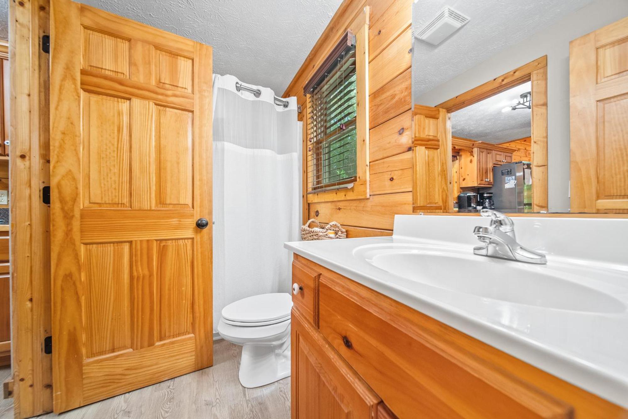 Holiday home Gray Fox Den Theater & Arcade, Hot Tub, Views Gatlinburg
