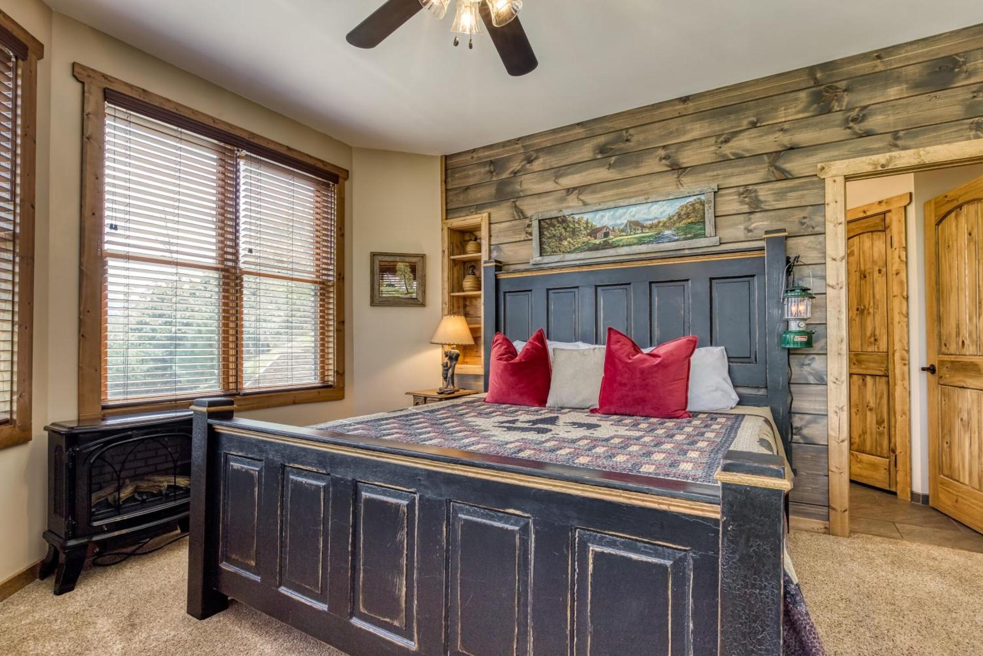 90 Seconds To Downtownmtncity Views5 King Ensuites!hot Tub10 Bedsgas Grillpoolarcade Game * Gatlinburg