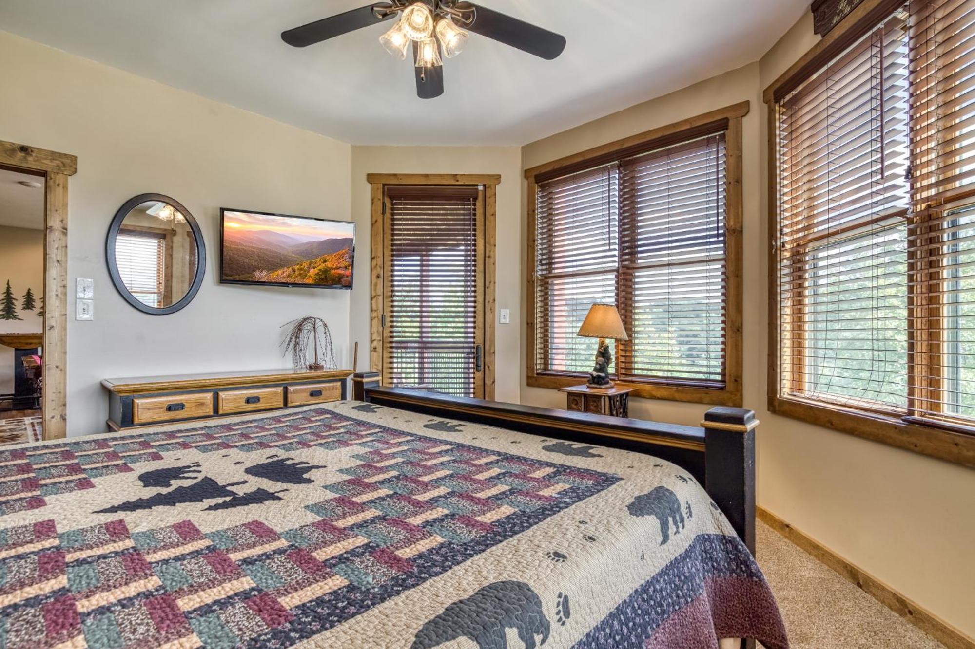 90 Seconds To Downtownmtncity Views5 King Ensuites!hot Tub10 Bedsgas Grillpoolarcade Game * Gatlinburg