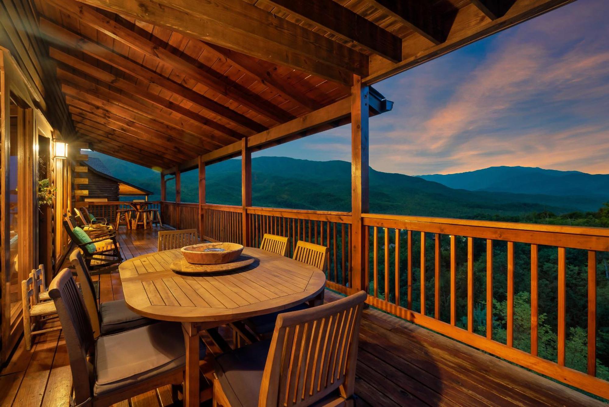Heaven's Edge Gatlinburg