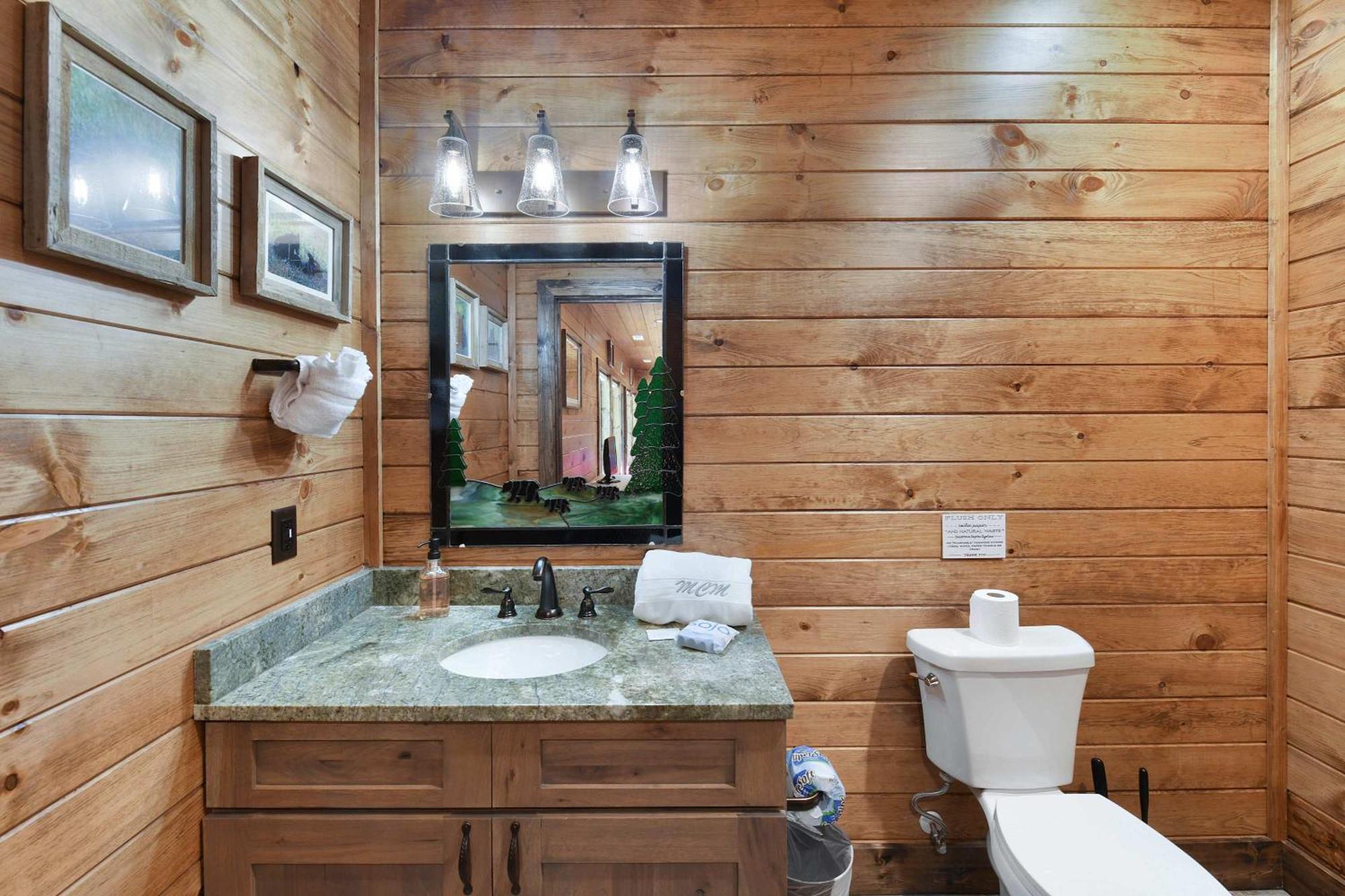 New Luxury - - Mountain View! Gatlinburg
