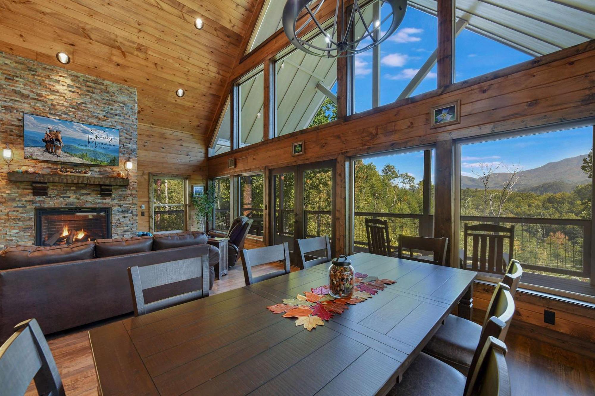 Holiday home New Luxury - - Mountain View! Gatlinburg