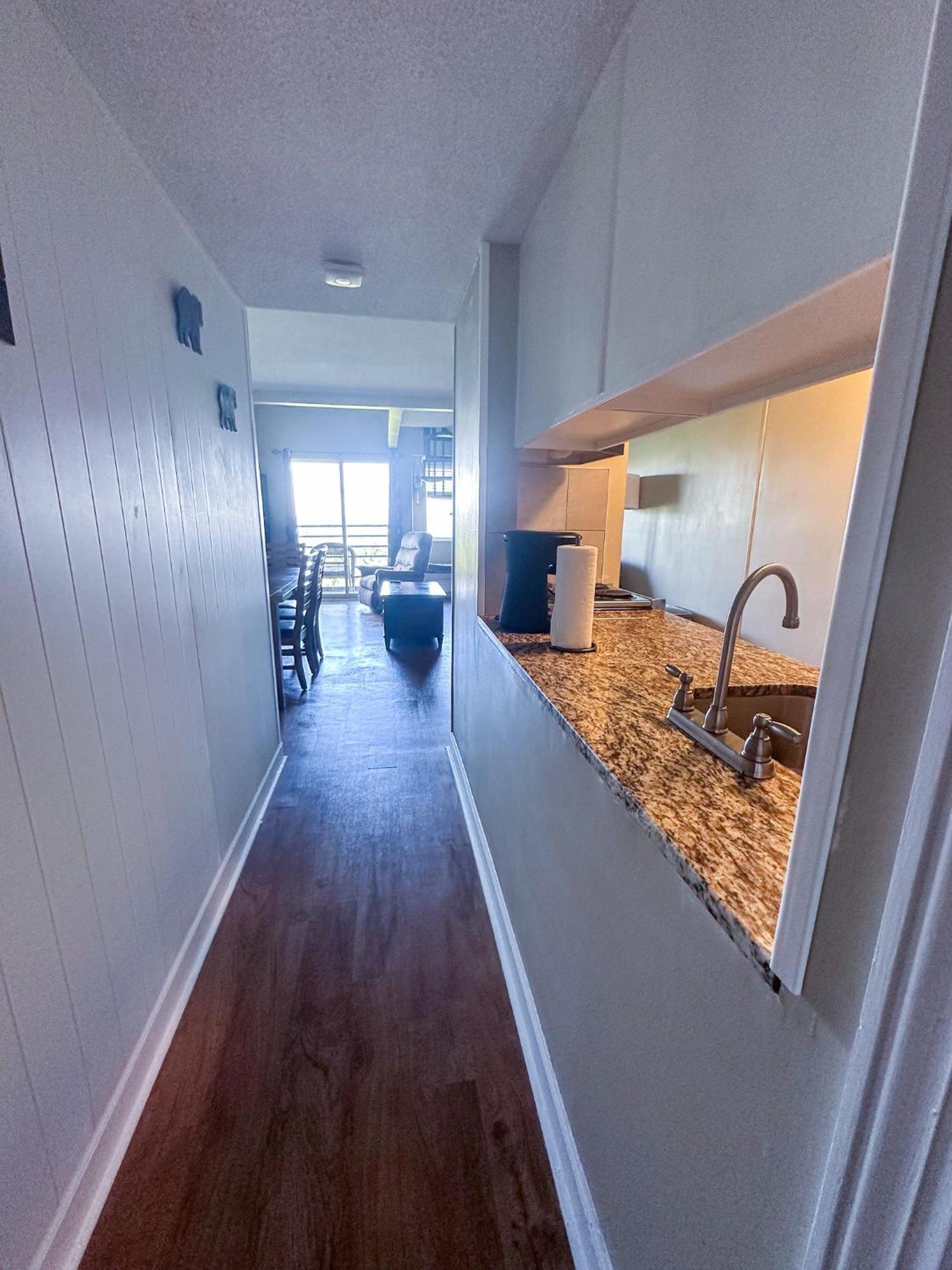 Ridgeline Mountain View Apartment *