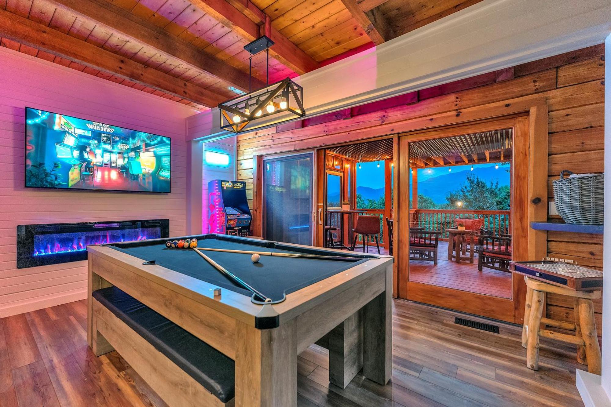 Family With Sauna, Hottub, Heavenly Views! Mins To Downtown! Chalet *