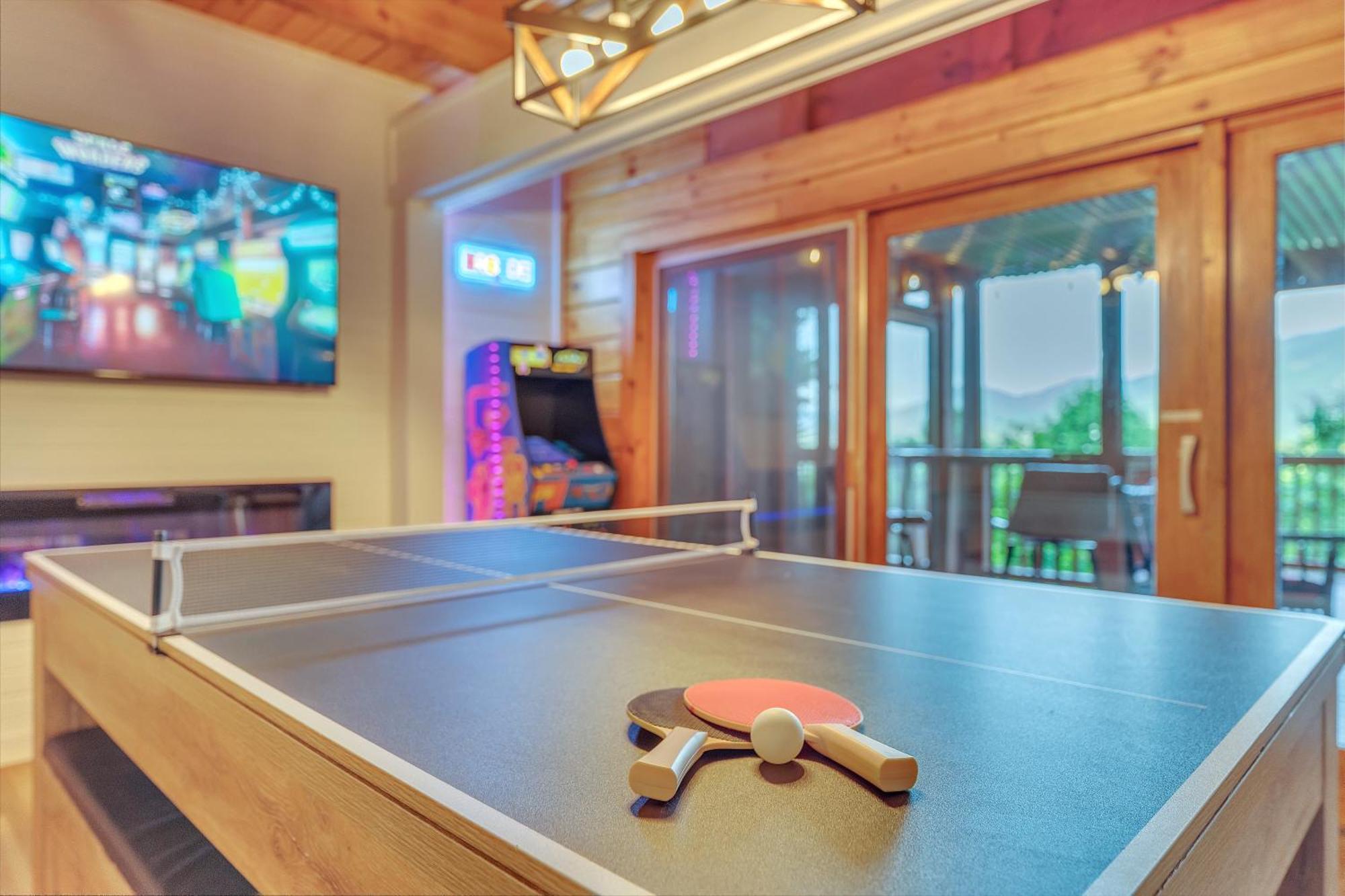 Family With Sauna, Hottub, Heavenly Views! Mins To Downtown! Chalet *