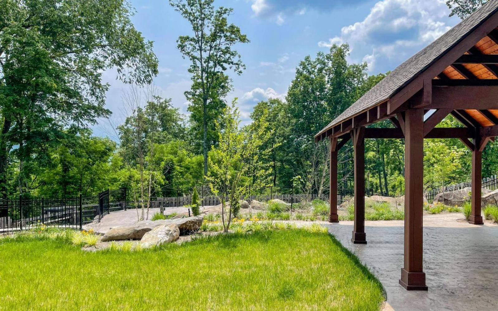 Villa Black Bear Getaway Gatlinburg