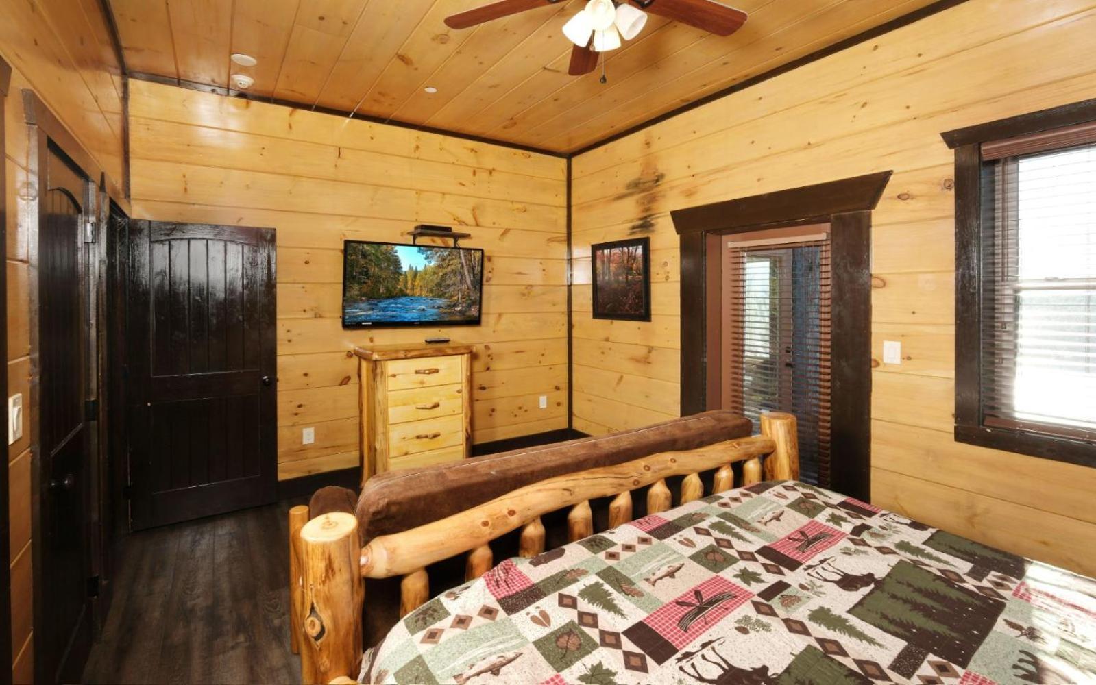 Luxury * Gatlinburg