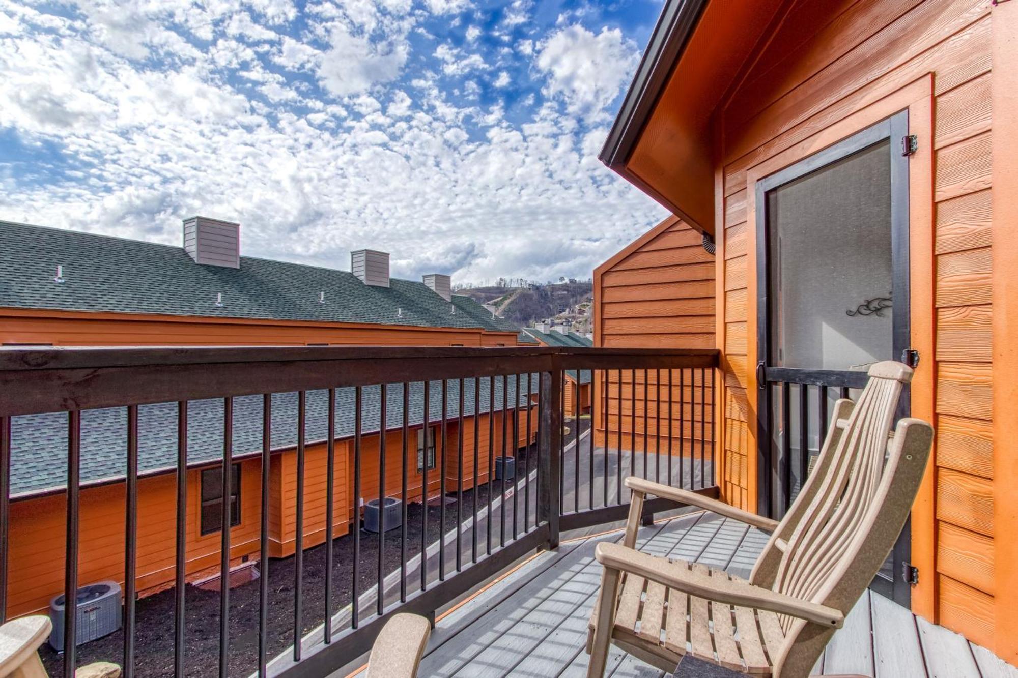 Holiday home Downtown Prime Location Walk Everywhere In Gatlinburg3bed3bath Sleeps 8